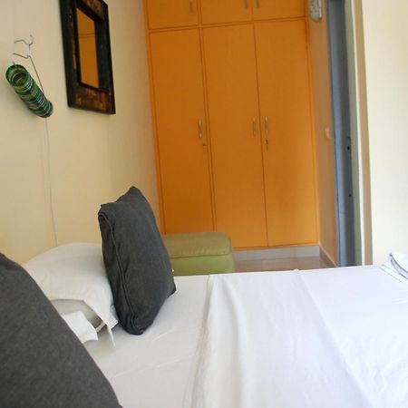 Bed And Chai - Boutique Stay & Tours New Delhi Bagian luar foto
