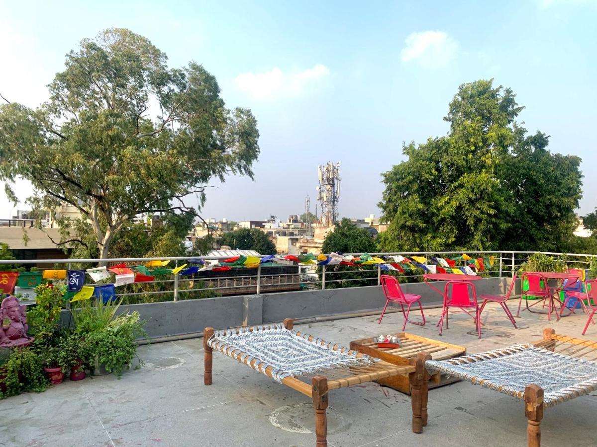 Bed And Chai - Boutique Stay & Tours New Delhi Bagian luar foto